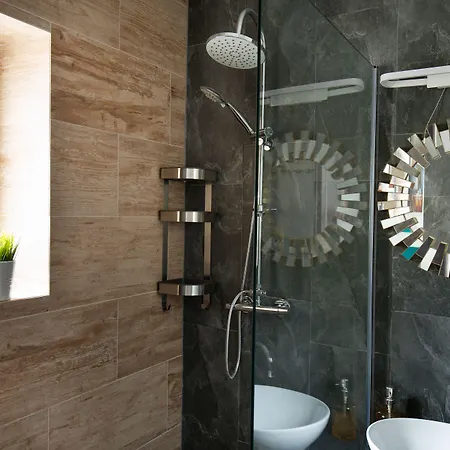 アパート Metropole Royal Ateneum