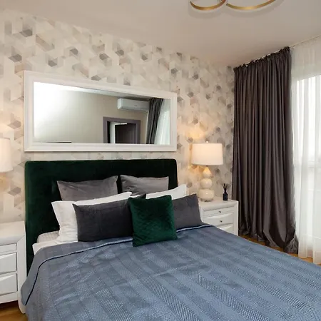 Metropole Royal Ateneum Apartment *